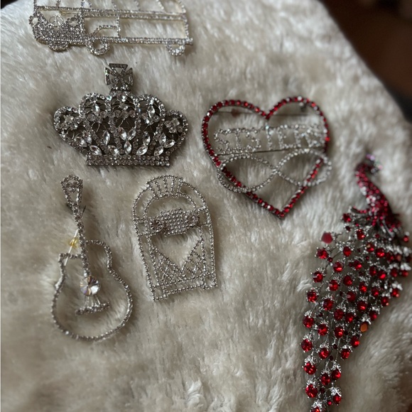 Jewelry bundle - Picture 3 of 16